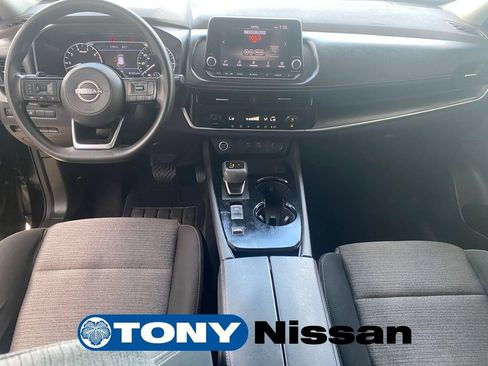 Used 2022 Nissan Rogue SV FWD image 30