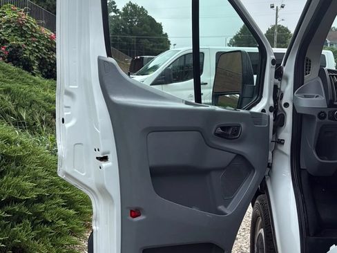 Used 2018 Ford Transit 350 XL RWD image 15