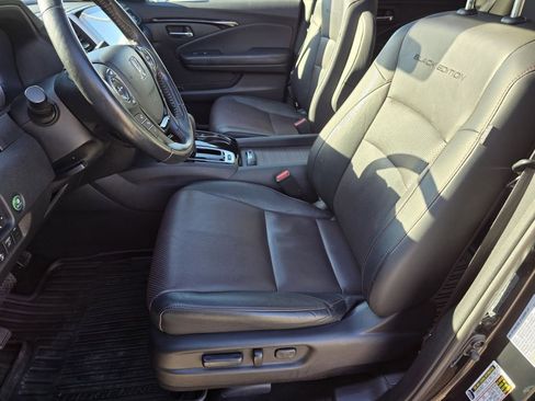 Used 2019 Honda Ridgeline Black Edition image 32