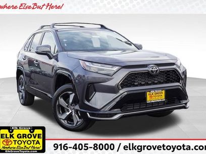 New 2025 Toyota RAV4 SE