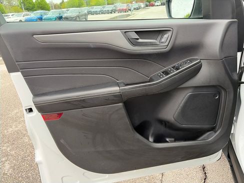 Used 2025 Ford Escape Active FWD image 13