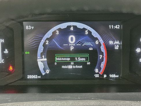 Used 2025 Toyota 4Runner SR5 AWD/4WD image 19
