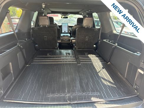 Used 2024 Ford Expedition Max Limited AWD/4WD image 12