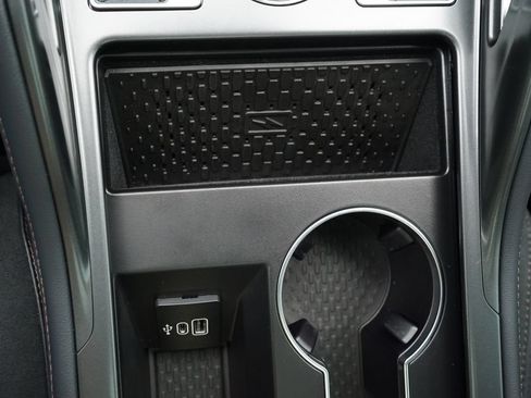 Certified 2025 Lincoln Nautilus Reserve AWD/4WD image 18