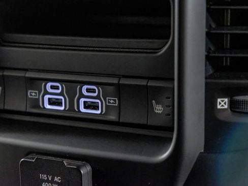 Used 2023 RAM 2500 Limited w/ Night Edition image 32