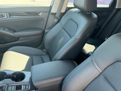 Used 2024 Honda Civic EX-L image 22