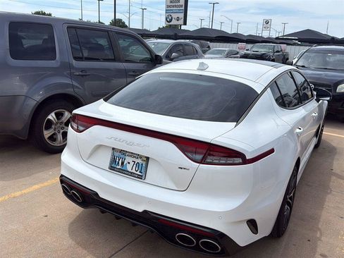 Used 2023 Kia Stinger GT-Line w/ Sun & Sound Package RWD image 8