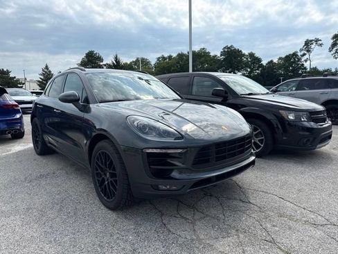 Used 2017 Porsche Macan GTS AWD/4WD image 1