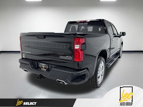 Used 2024 Chevrolet Silverado 1500 High Country AWD/4WD image 8