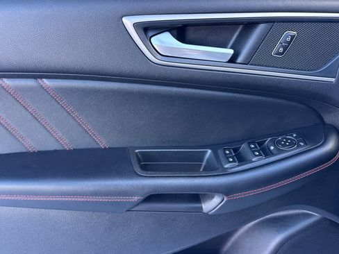 Certified 2021 Ford Edge ST-Line w/ Class II Trailer Tow Package image 12