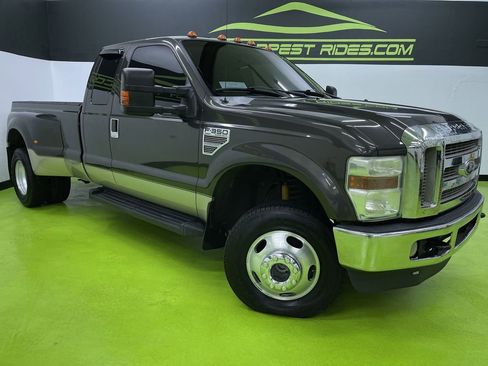 Used 2008 Ford F350 Lariat image 1