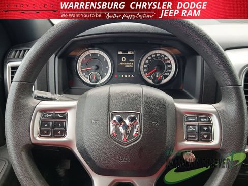 Used 2024 RAM 1500 Warlock AWD/4WD image 17