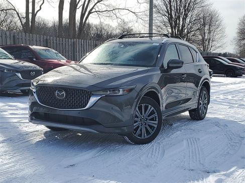 New 2025 MAZDA CX-5 Signature image 33