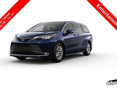 New 2025 Toyota Sienna Limited