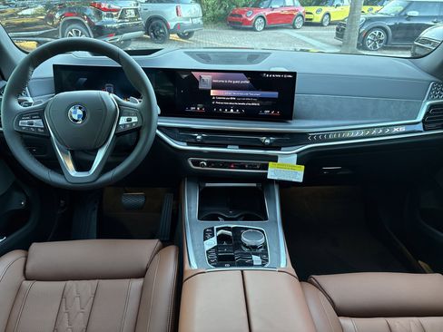 Used 2026 BMW X5 xDrive50e AWD/4WD image 38