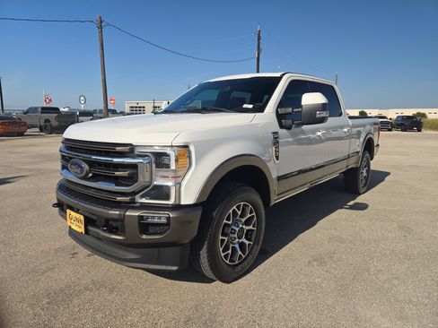 Used 2020 Ford F250 King Ranch w/ King Ranch Ultimate Package AWD/4WD image 7
