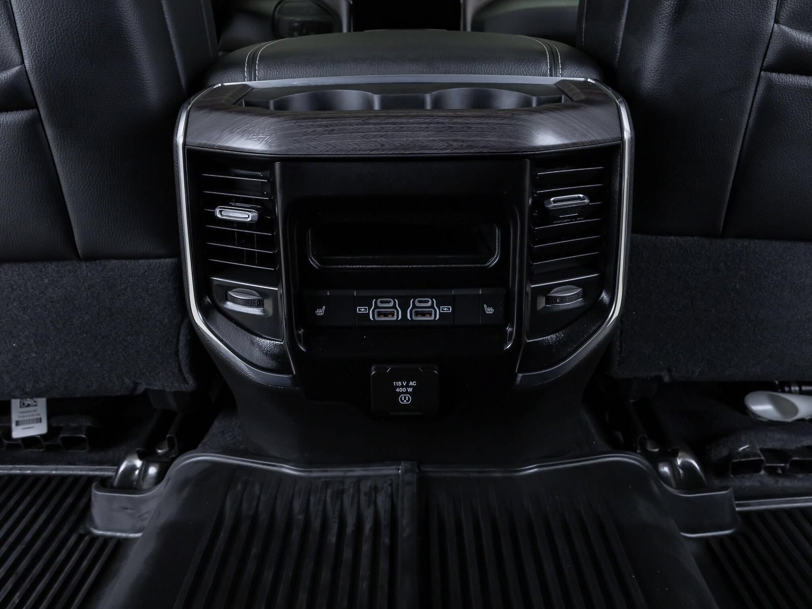 Used 2026 RAM 3500 Laramie AWD/4WD image 34