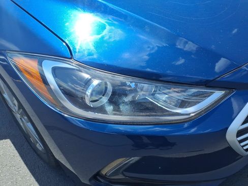 Used 2018 Hyundai Elantra Value Edition FWD image 12