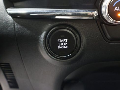 Used 2025 MAZDA MAZDA3 s image 24