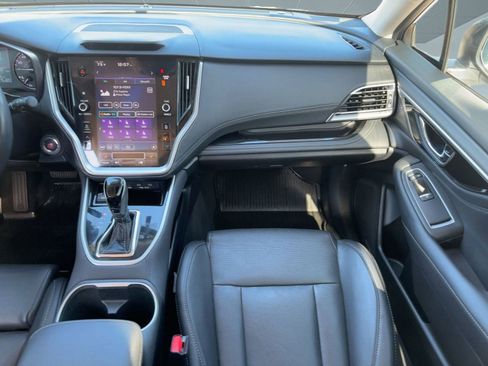 Used 2021 Subaru Outback Limited image 27