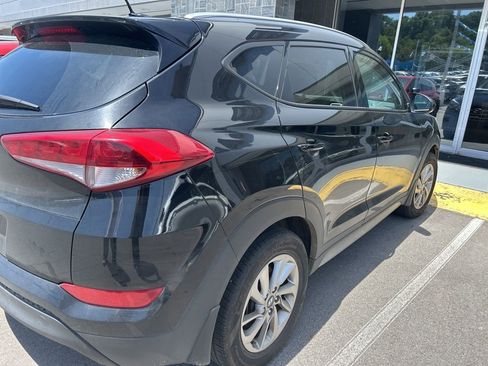Used 2017 Hyundai Tucson SE FWD image 3