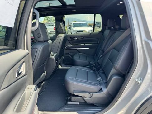 New 2026 Chevrolet Traverse Z71 w/ Driver Confidence Package AWD/4WD image 17