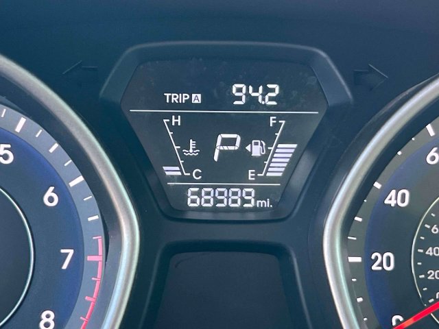 Used 2014 Hyundai Elantra SE w/ Option Group 02 FWD image 24