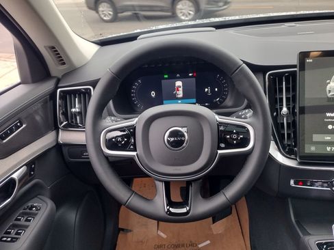 New 2026 Volvo XC90 B6 Ultra w/ Protection Package image 28