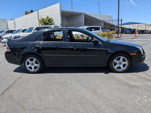 Used 2008 Ford Fusion SE FWD image 4
