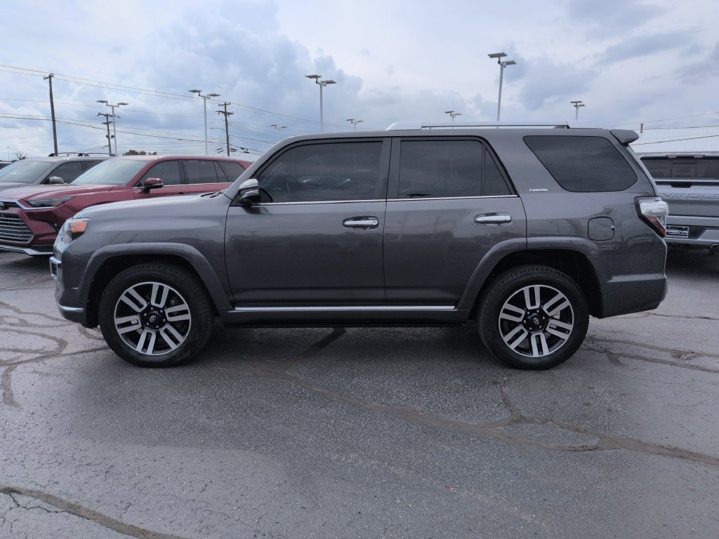 Used 2023 Toyota 4Runner Limited AWD/4WD image 2