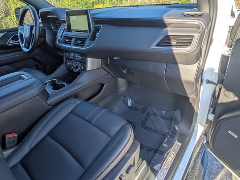 Used 2023 Chevrolet Tahoe RST w/ Luxury Package image 28