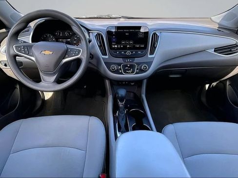 Used 2023 Chevrolet Malibu LS FWD image 7