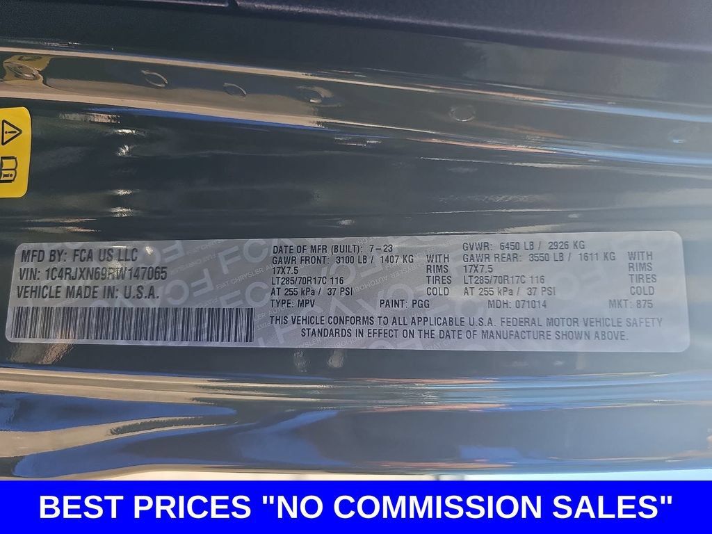 Used 2024 Jeep Wrangler Unlimited AWD/4WD image 41
