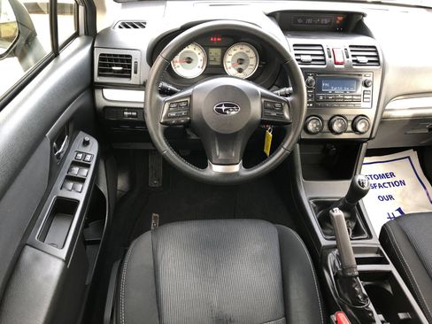Used 2013 Subaru Impreza 2.0i Sport Premium image 9