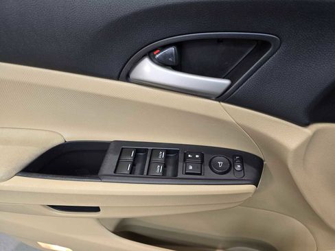 Used 2011 Honda Accord LX-P image 20