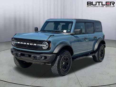 Used 2023 Ford Bronco Wildtrak AWD/4WD image 1