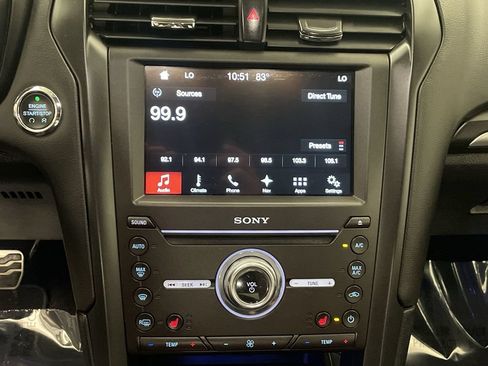 Used 2017 Ford Fusion Titanium AWD/4WD image 7