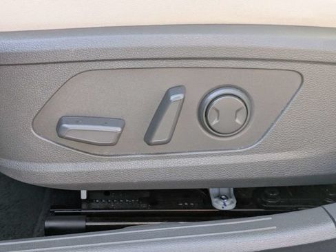 Used 2025 Hyundai Sonata SEL FWD image 19