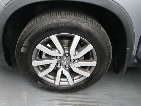 Used 2021 Honda Pilot EX image 18