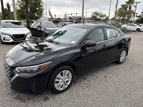 Certified 2024 Nissan Sentra S image 8
