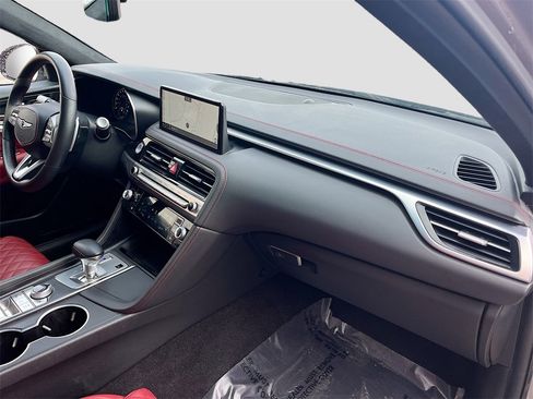 Used 2024 Genesis G70 3.3T Advanced w/ Sport Prestige Package image 30