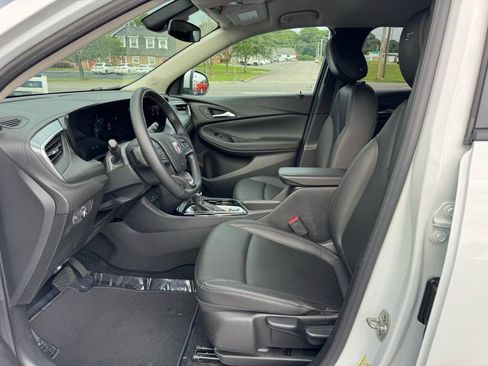 Used 2024 Buick Encore GX Sport Touring AWD/4WD image 15