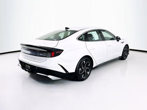 Used 2025 Hyundai Sonata SEL FWD image 9