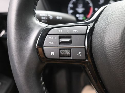 Used 2024 Honda CR-V EX-L image 17