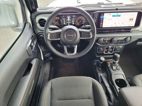 New 2026 Jeep Wrangler Sahara image 7