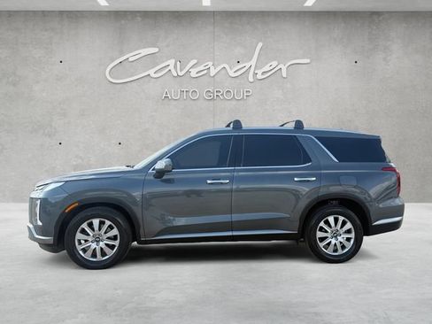 Used 2025 Hyundai Palisade SEL FWD image 14