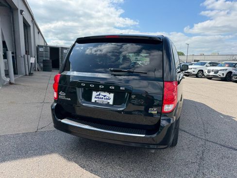 Used 2017 Dodge Grand Caravan GT FWD image 5