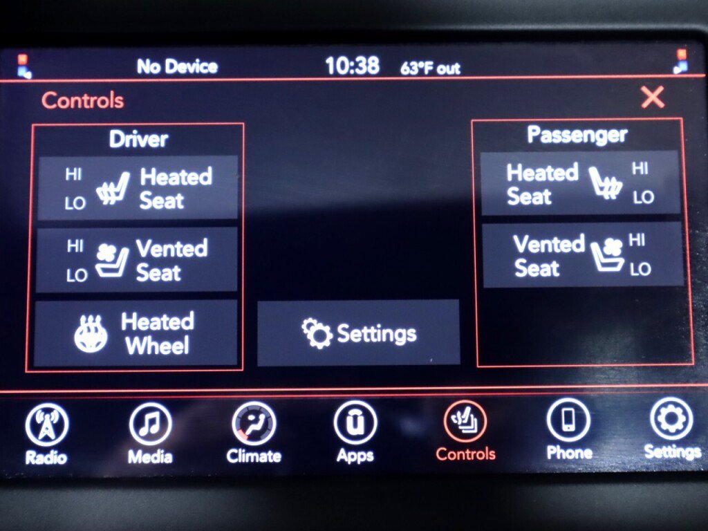Used 2021 Dodge Charger SXT w/ Leather Interior Group RWD image 19