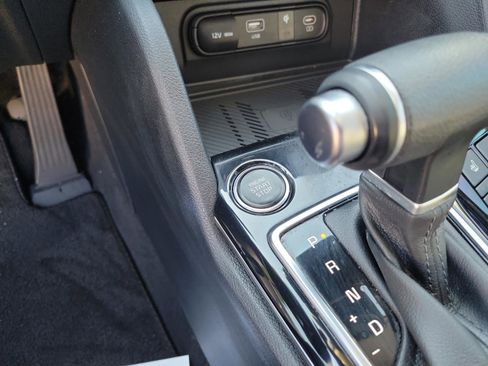 Certified 2025 Kia Sportage EX w/ Premium Package FWD image 16