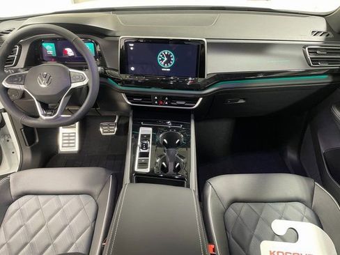 New 2026 Volkswagen Atlas Cross Sport SEL Premium R-Line image 14